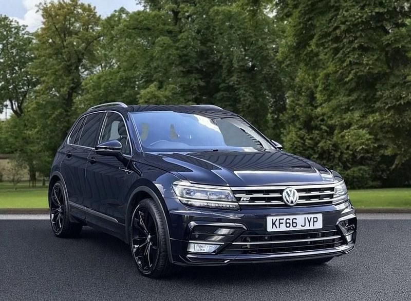 Used VW Tiguan R-line 150 HP (110 kW) 2016 Black SUV