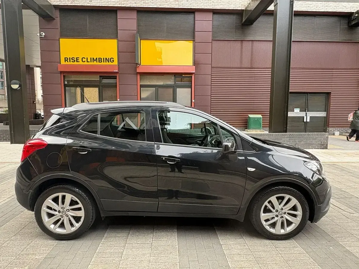 Used Vauxhall Mokka S 140 HP (102 kW) 2015 Black SUV