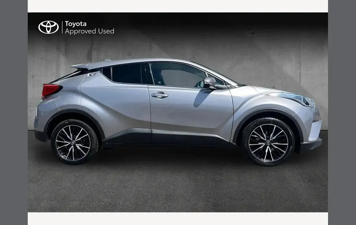 Używany Toyota C-HR 116 KM (85 kW) 2018 Srebrny SUV