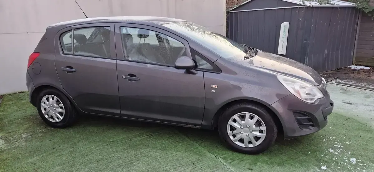 Used Vauxhall Corsa S 95 HP (69 kW) 2011 Grey Hatchback
