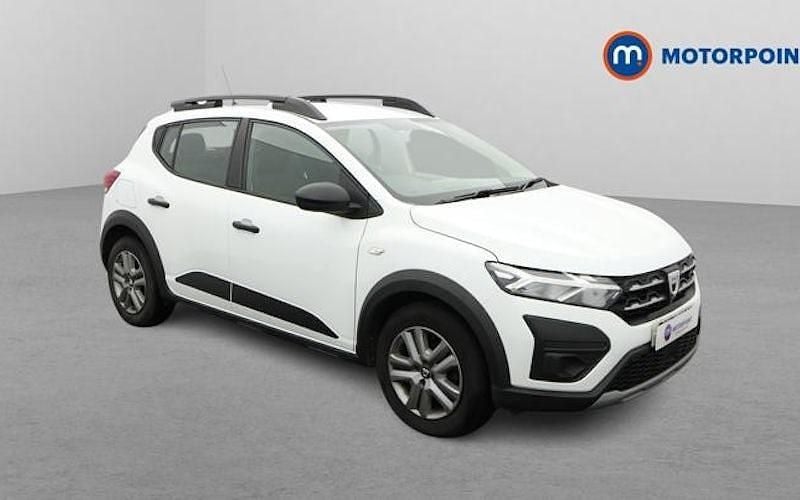 White Used 2021 Dacia Sandero Essentiel Hatchback | £10,499 (Fair price) - Image 1/4