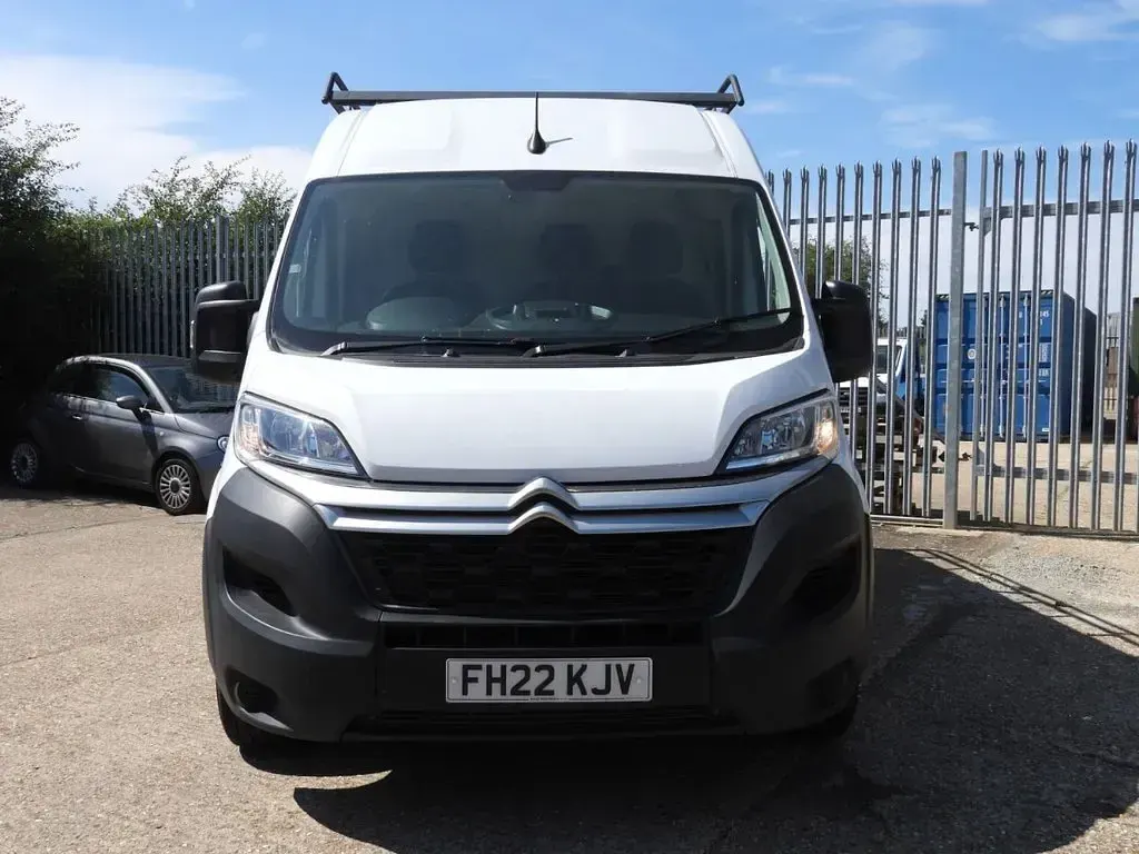 Used Citroën Relay 140 HP (102 kW) 2022 White Van