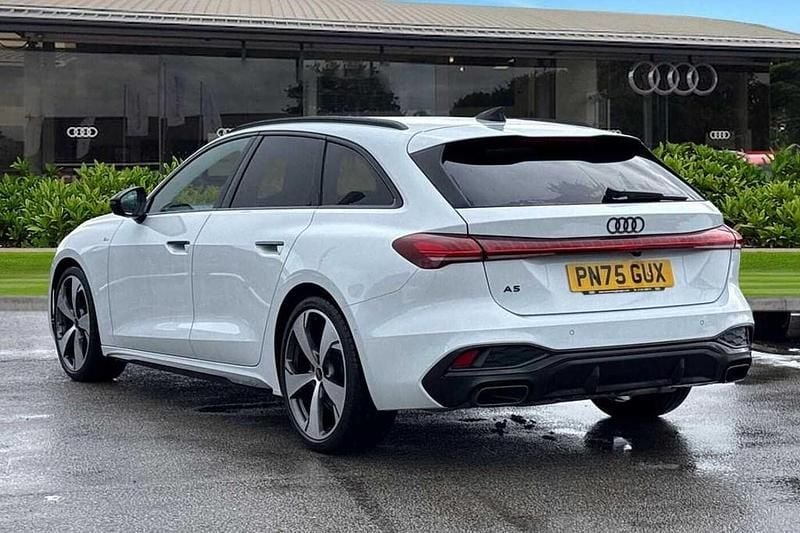 Używany Audi A5 Advanced 200 KM (147 kW) 2025 Biały Kombi