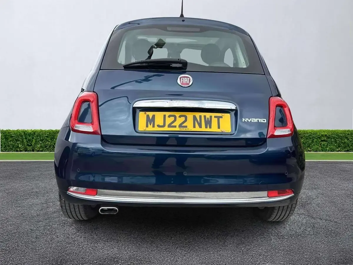 Used Fiat 500 Dolcevita 70 HP (51 kW) 2022 Blue Hatchback
