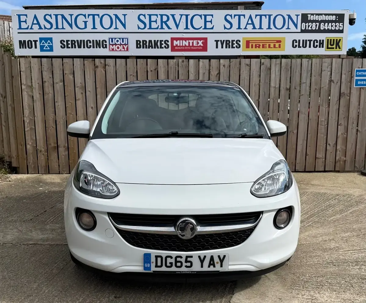 Used Vauxhall Adam Glam 2015 White Hatchback