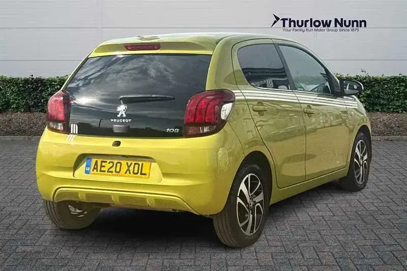 Used Peugeot 108 Collection 72 HP (52 kW) 2020 Green Hatchback