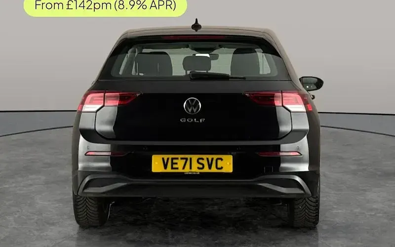 Used VW Golf VIII Life 116 HP (85 kW) 2024 Hatchback