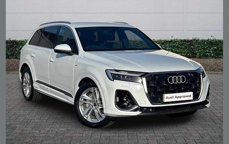 New Audi Q7 S-Line 334 HP (245 kW) 2025 White SUV