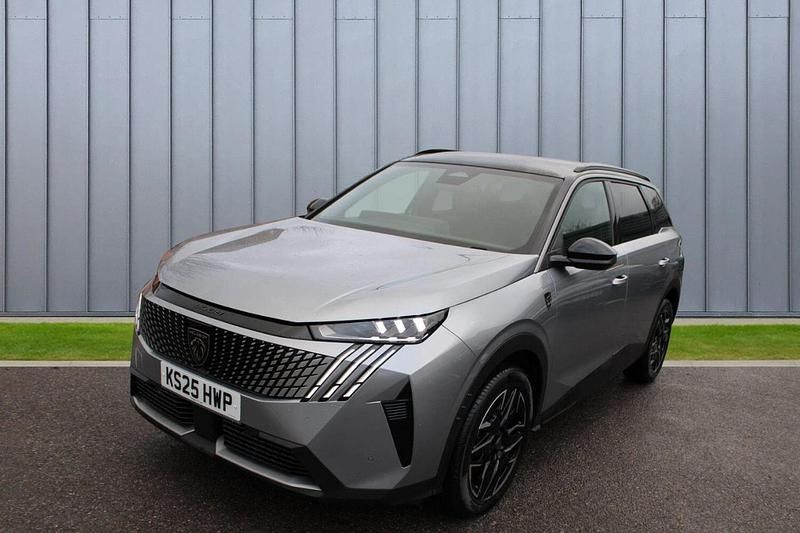 Used Peugeot 5008 GT 134 HP (98 kW) 2025 Grey MPV