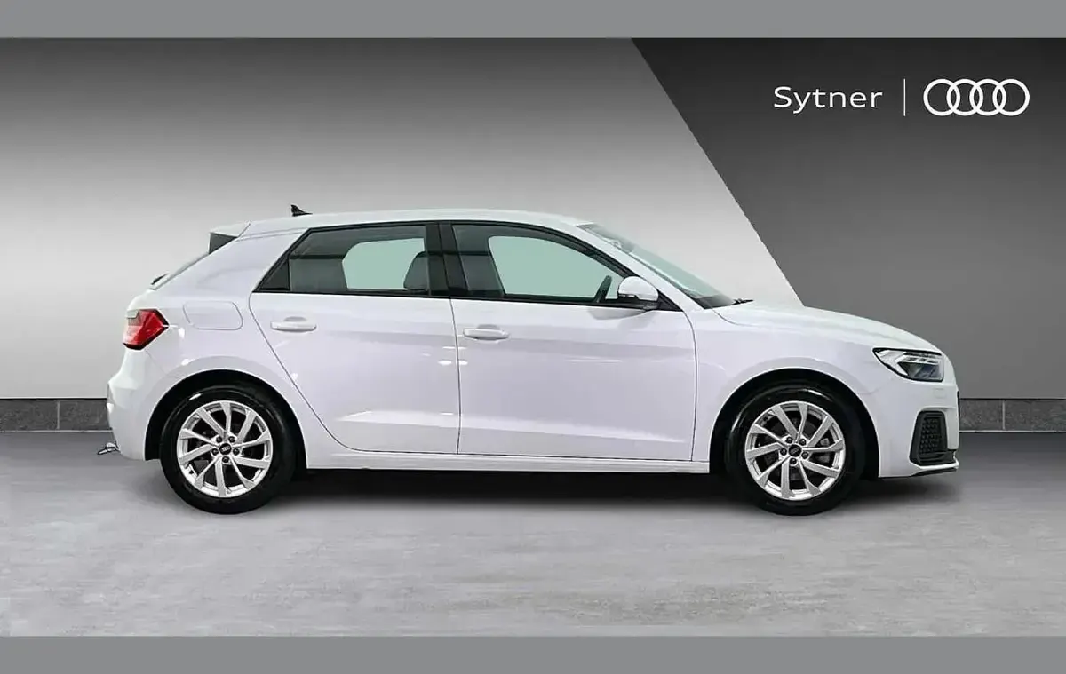 Used Audi A1 Sport 108 HP (79 kW) 2023 White SUV