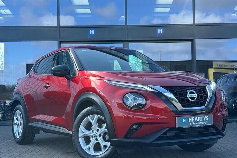 Used Nissan Juke N-Connecta 117 HP (86 kW) 2020 Red SUV