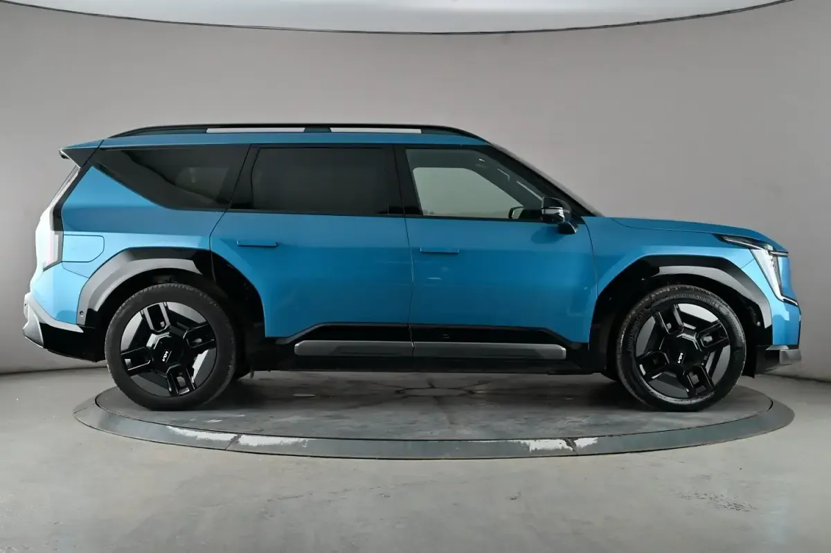 Used Kia EV9 GT-Line 281 kW (383 HP) 2025 Blue SUV