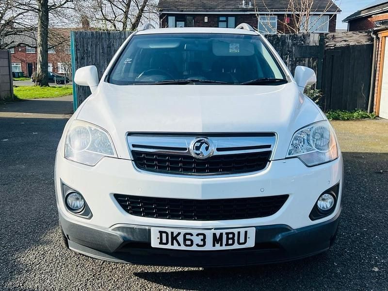 Used Vauxhall Antara 184 HP (135 kW) 2013 White SUV