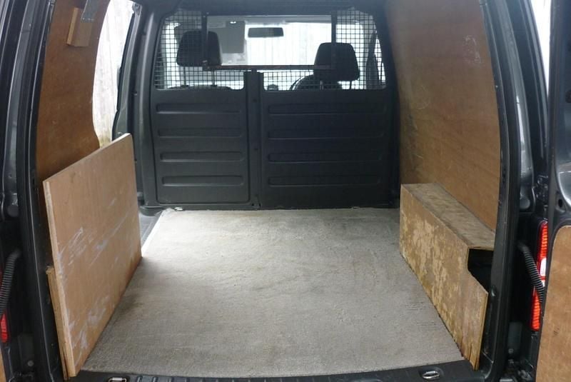 Used VW Caddy 75 HP (55 kW) 2011 Grey MPV