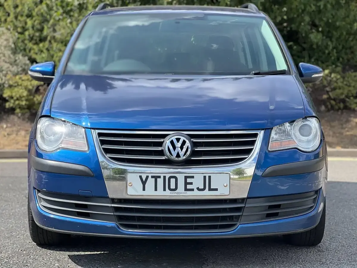 Used VW Touran S 105 HP (77 kW) 2010 Blue MPV