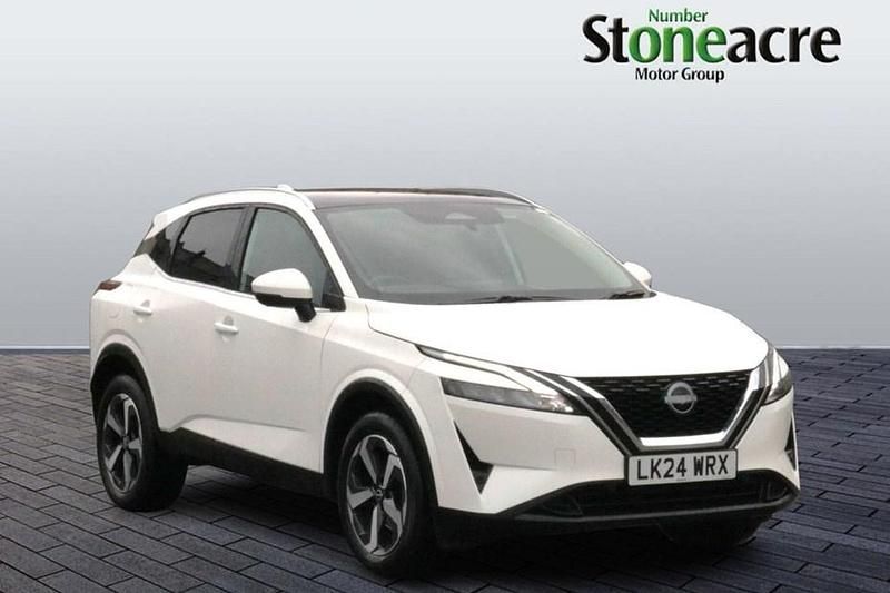 Used Nissan Qashqai N-Connecta 2024 White SUV