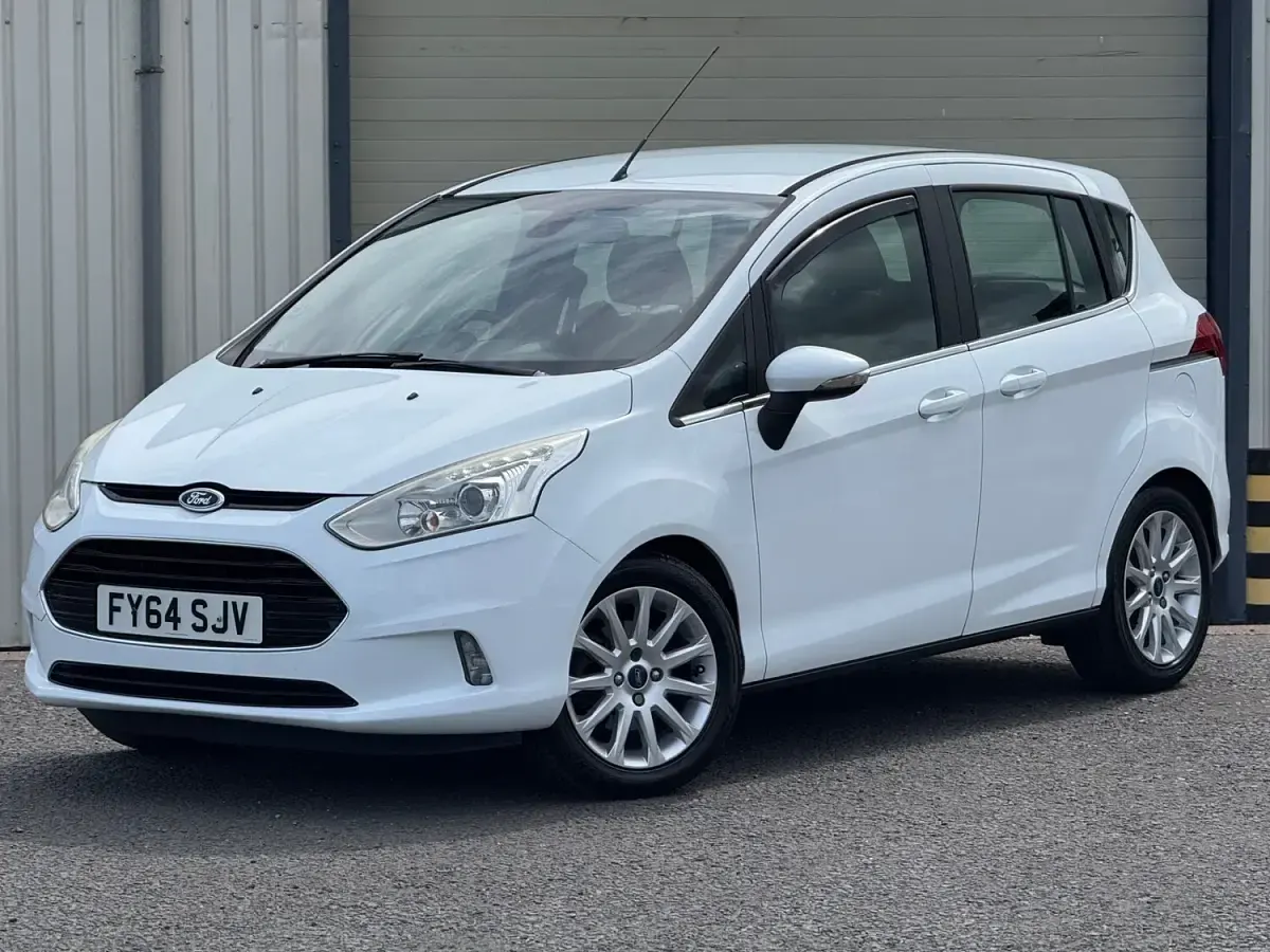 Used Ford B-MAX Titanium 95 HP (69 kW) 2014 White MPV