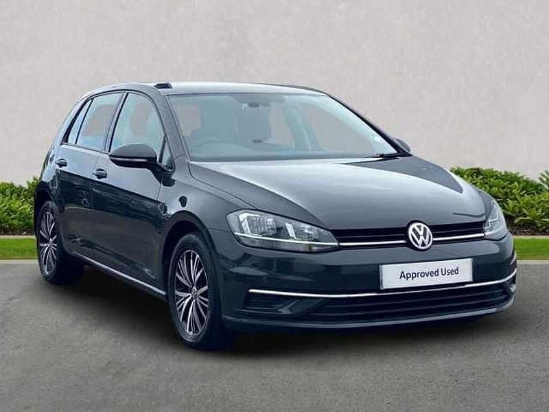 Grey Used 2018 VW Golf VII SE Hatchback | £10,799 (Fair price) - Image 1/4