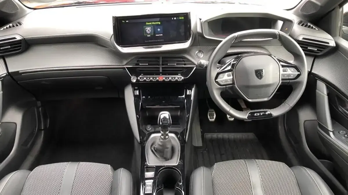 Used Peugeot 208 GT 99 HP (72 kW) 2024 Black Hatchback