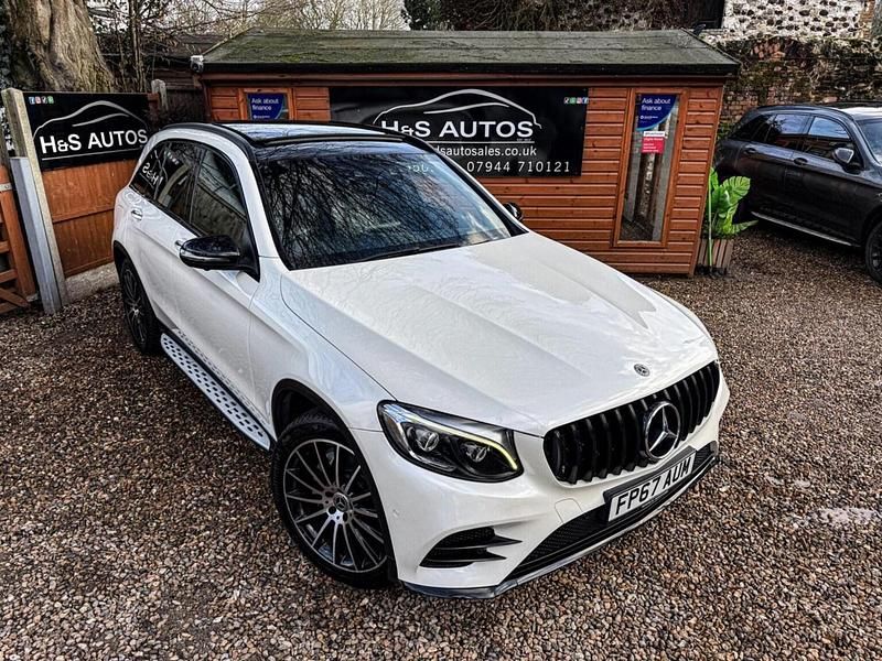 Used Mercedes GLC250 AMG line 204 HP (150 kW) 2017 White Estate