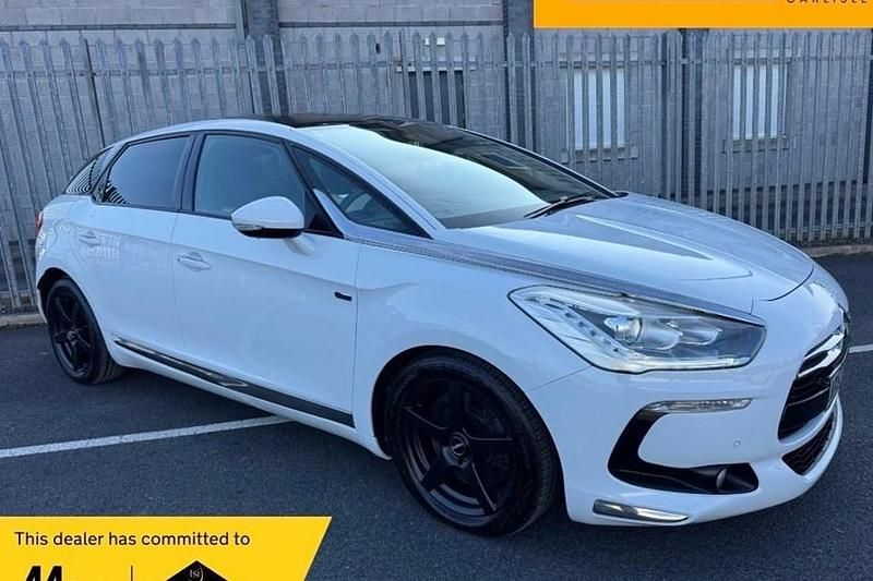 Begagnad Citroën DS5 2013 Vit Halvkombi