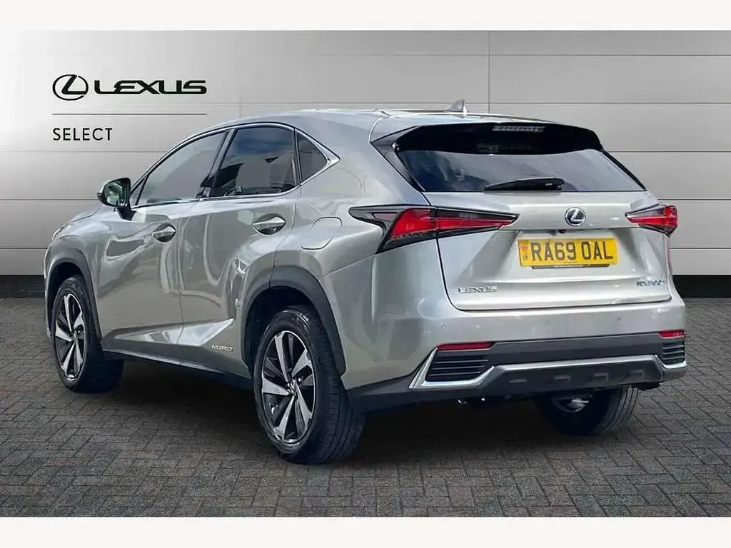 Used Lexus NX300h 197 HP (144 kW) 2019 Silver SUV
