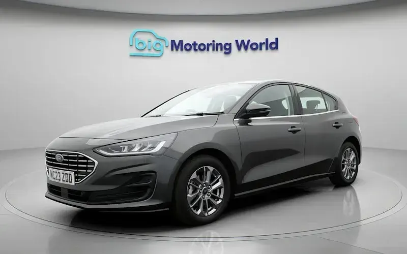 Second-hand Ford Focus Titanium 155 CP (114 kW) 2023 Gri Hatchback