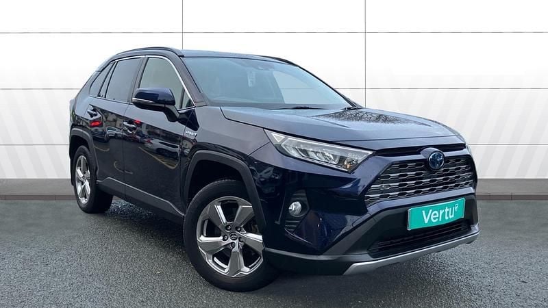 Used 2020 Toyota RAV4 Design Estate | £21,805 (Fair price) - Image 1/3
