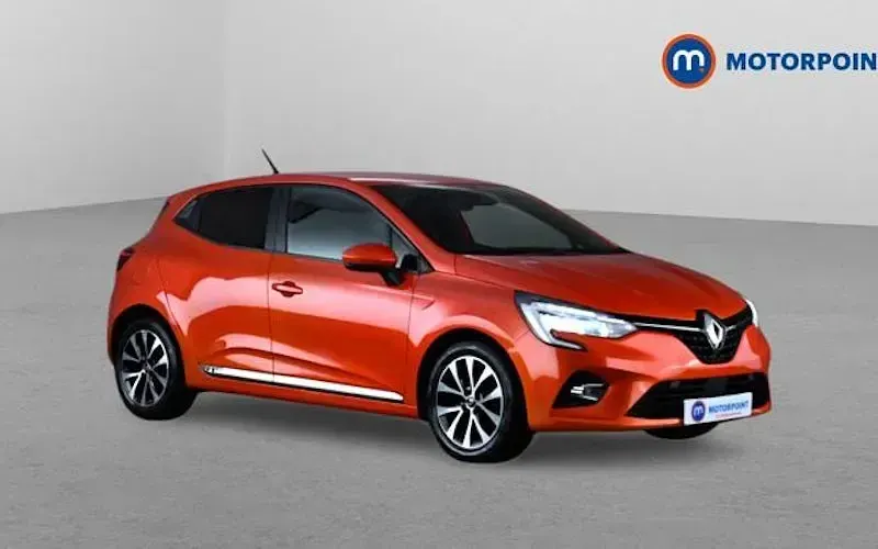 Used Renault Clio Iconic 101 HP (74 kW) 2020 Hatchback