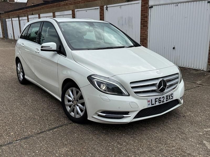 White Used 2023 Mercedes B180 MPV | £6,000 - Image 1/4