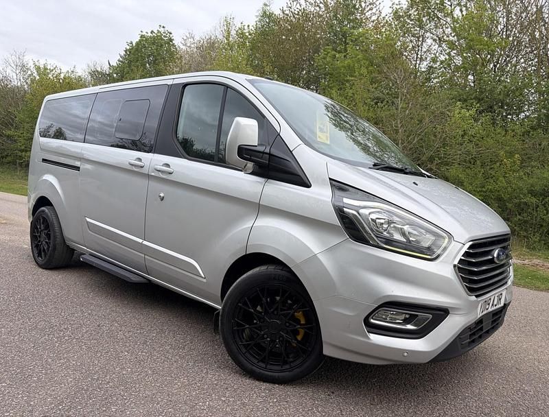 Used Ford Tourneo Custom Titanium 2019 Silver Van