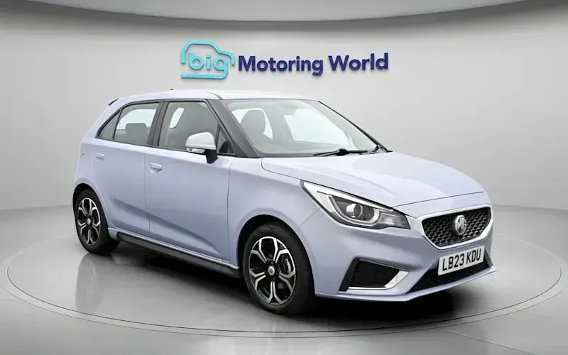 Used MG MG3 Exclusive 106 HP (77 kW) 2023 Silver Hatchback