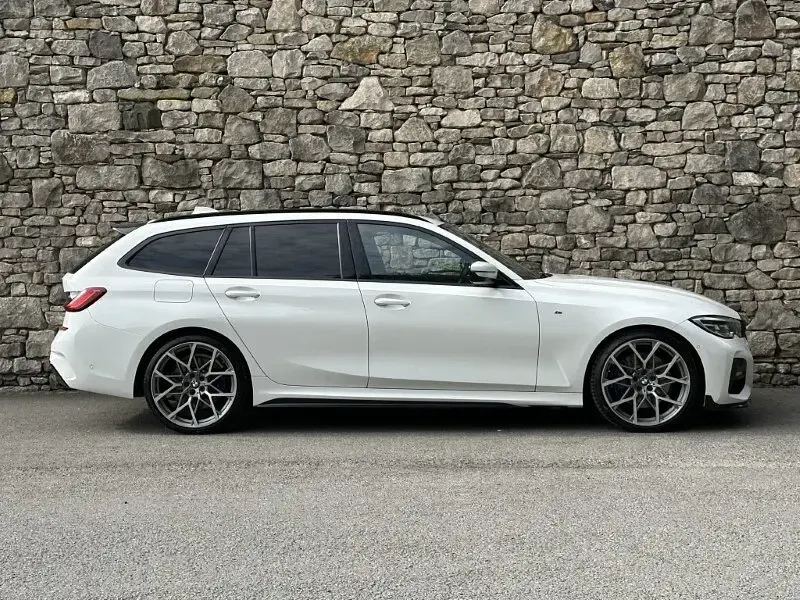 Used BMW 320 M Sport 187 HP (137 kW) 2020 White Estate