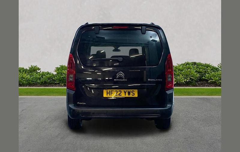 Used Citroën Berlingo XTR 130 HP (95 kW) 2022 Black MPV