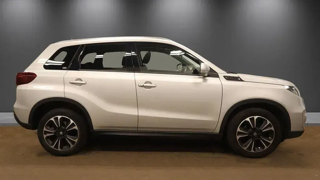 Used Suzuki Vitara SZ5 140 HP (102 kW) 2019 Silver SUV