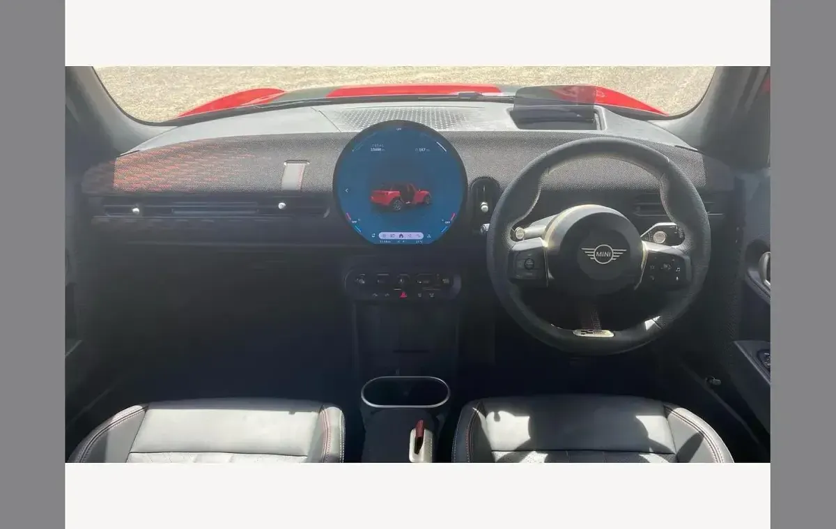 Used Mini Cooper Sport 114 kW (156 HP) 2025 Red Hatchback
