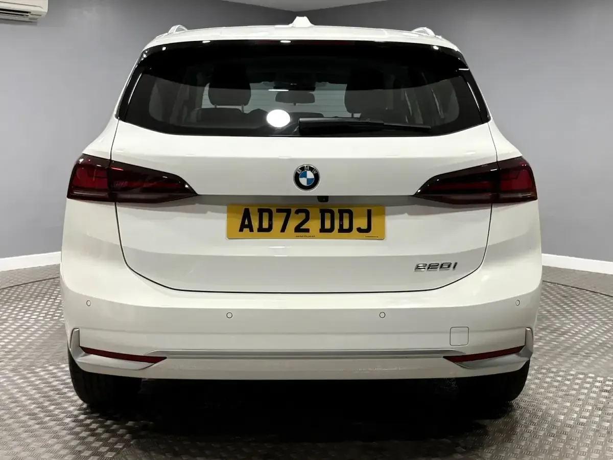 Used BMW 220 Luxury Line 2023 White Coupe