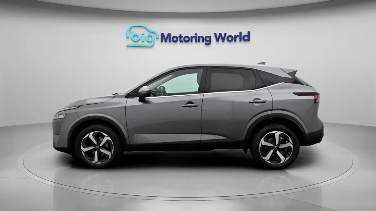 Used Nissan Qashqai N-Connecta 140 HP (102 kW) 2022 Grey SUV