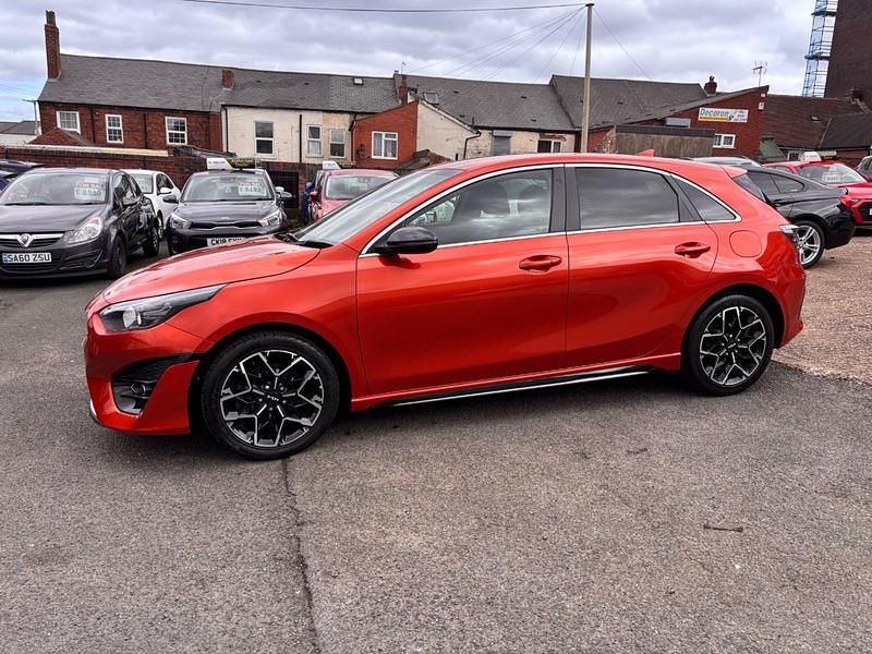Used Kia Ceed GT-Line 2022 Orange Hatchback