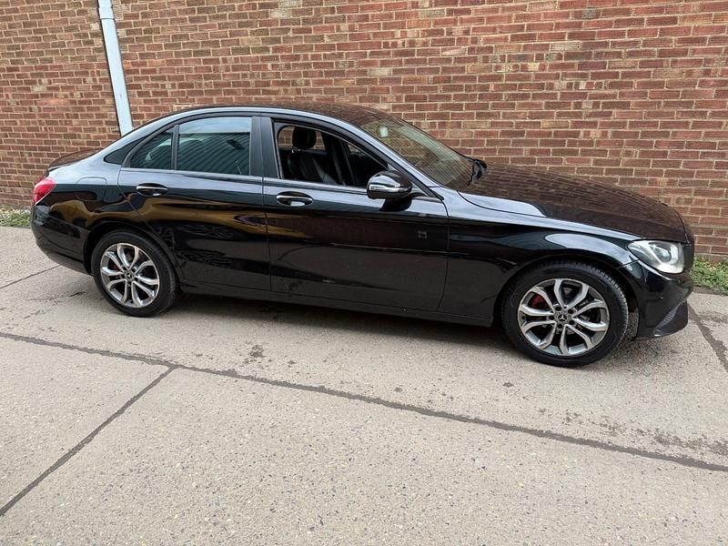 Used Mercedes C200 Executive 136 HP (100 kW) 2016 Black Sedan