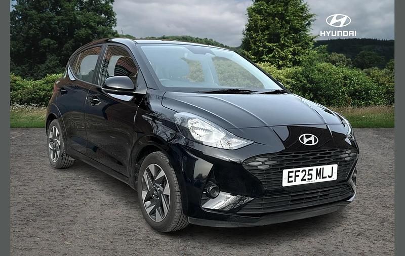 Used Hyundai i10 Advanced 62 HP (45 kW) 2025 Black Hatchback