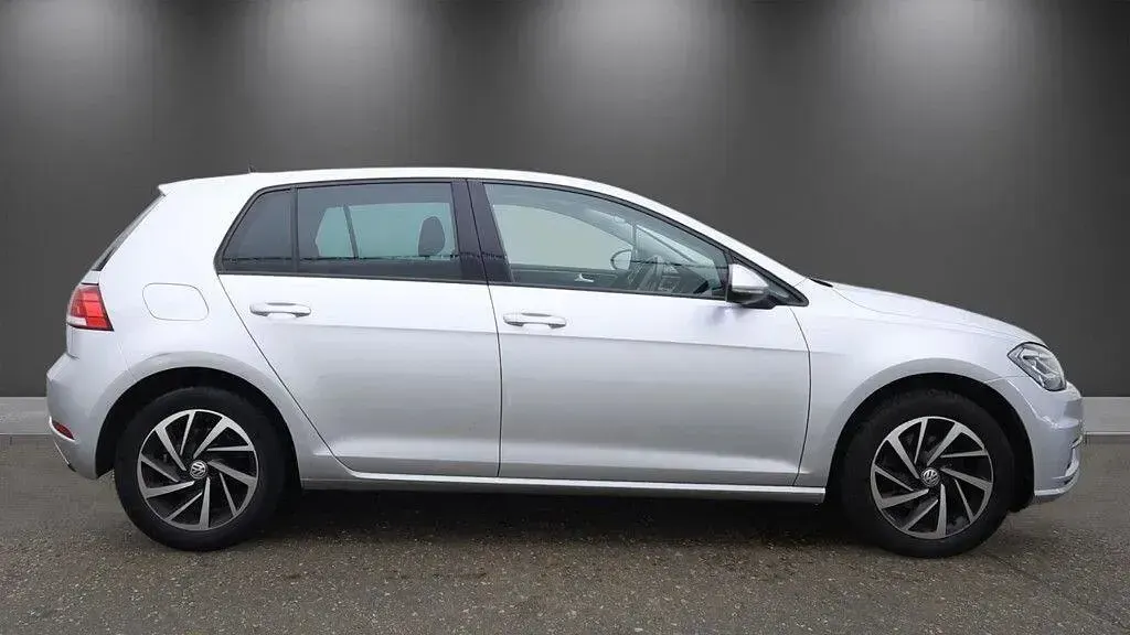 Used VW Golf VII Edition 150 HP (110 kW) 2020 Silver Hatchback