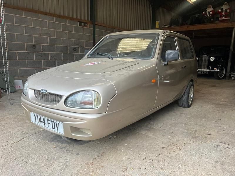 Used Reliant Robin 2001 Gold Hatchback
