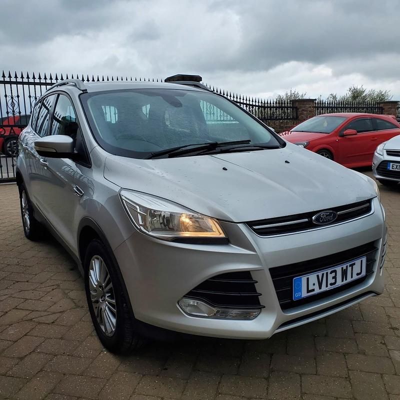 Used Ford Kuga Titanium 140 HP (102 kW) 2013 Silver SUV