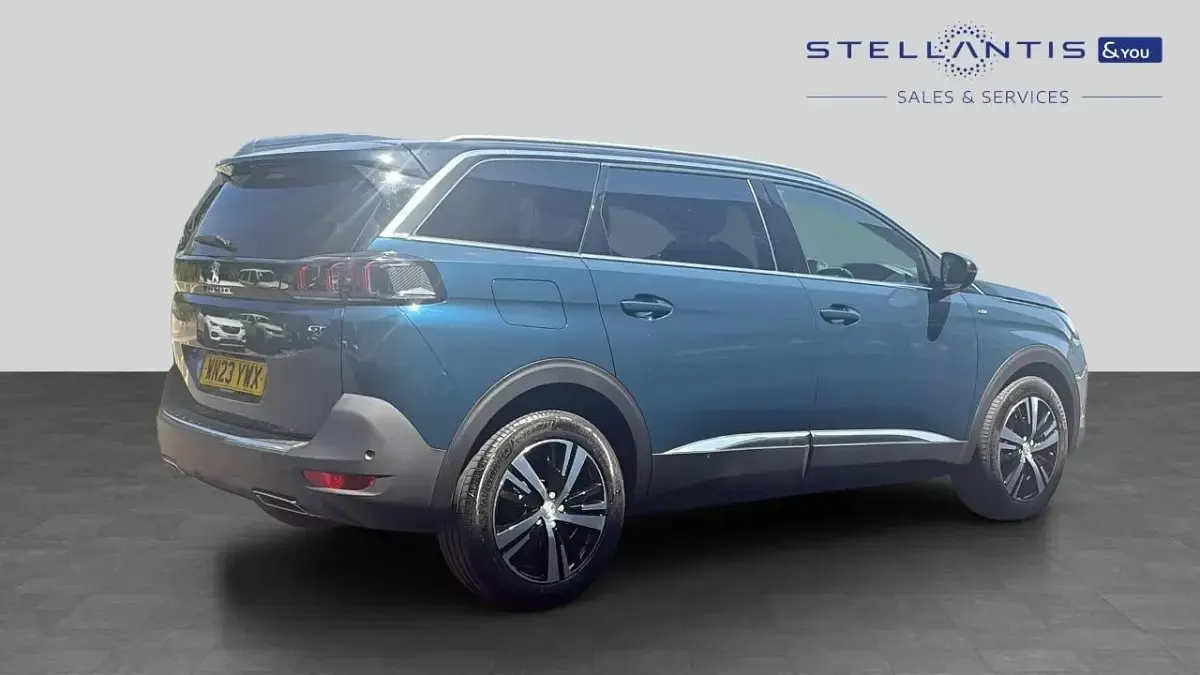 Used Peugeot 5008 GT 129 HP (94 kW) 2023 Blue SUV