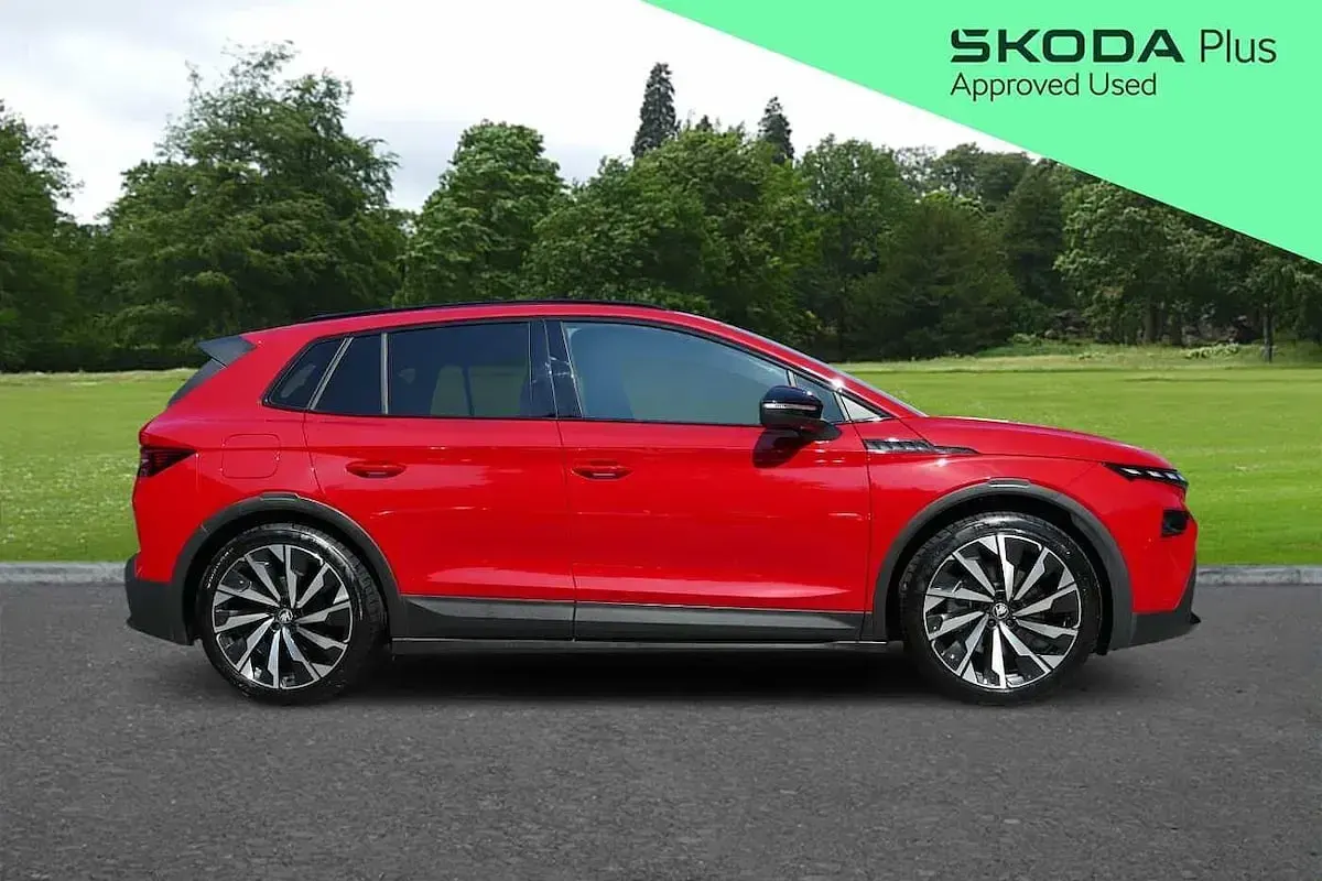 Used Skoda Elroq SportLine 210 kW (286 HP) 2026 Red SUV