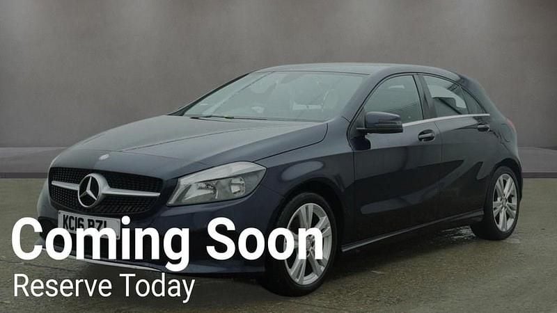 Used Mercedes A160 102 HP (75 kW) 2016 Blue Hatchback