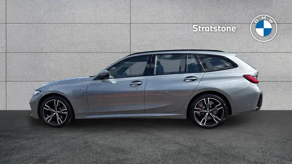 Used BMW 330 M Sport 288 HP (211 kW) 2024 Grey Estate