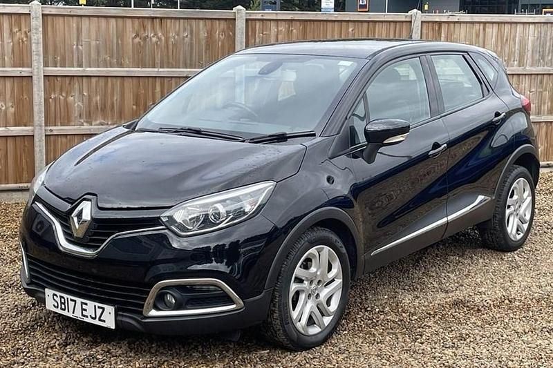 Used 2017 Renault Captur Dynamique SUV | £5,900 (Good price) - Image 1/1