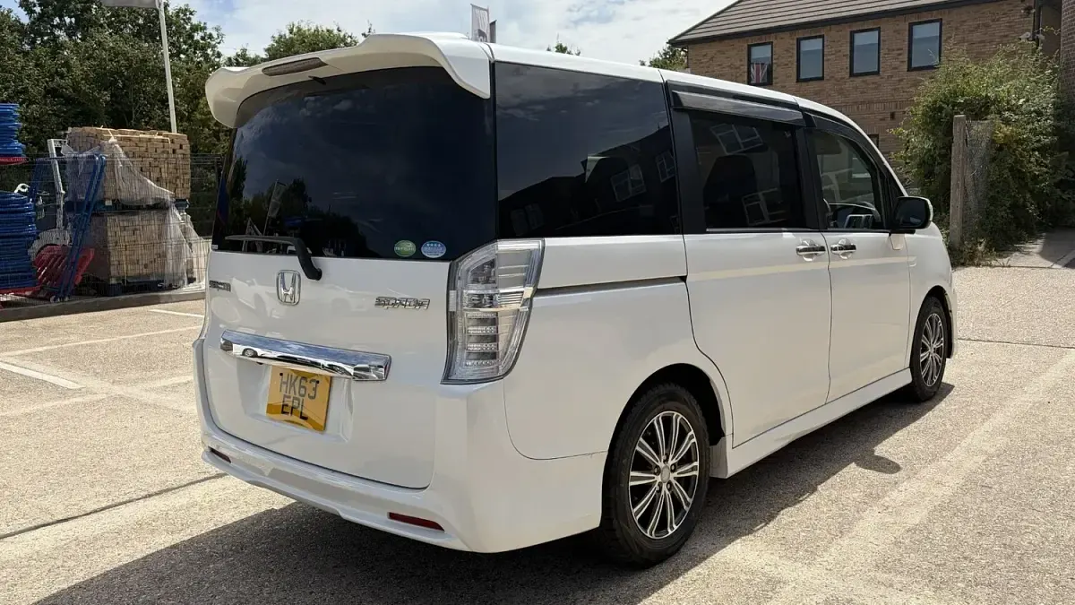 Used Honda Stepwgn 2013 White MPV